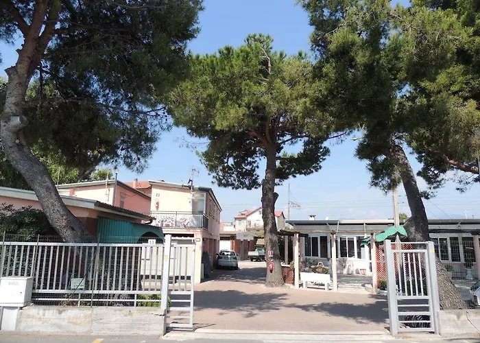 Κάμπινγκ Rivamare Αλμπένγκα