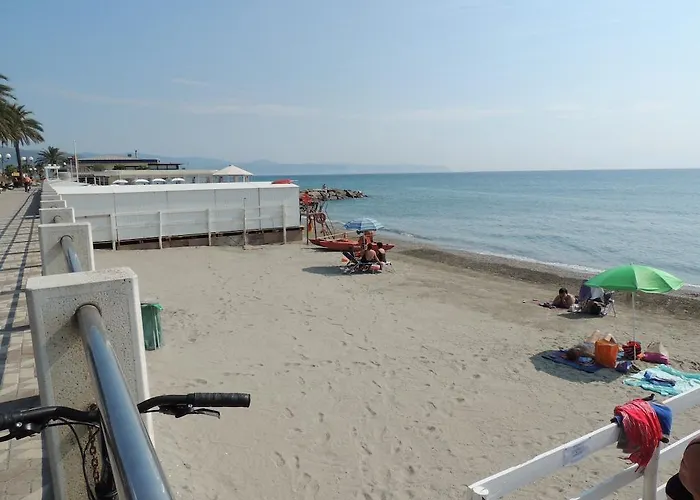 Rivamare Κάμπινγκ