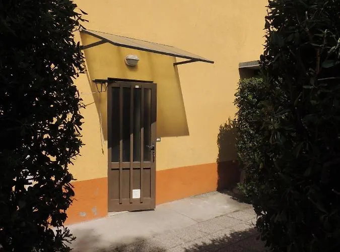 Rivamare * Αλμπένγκα